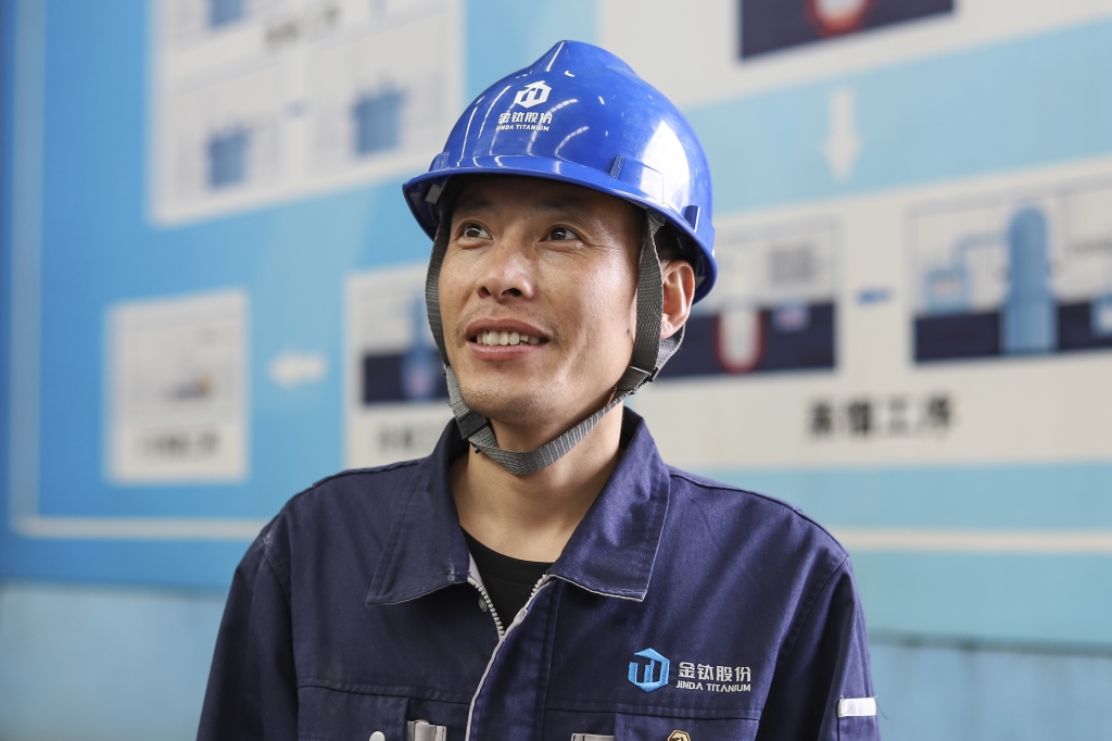 车间主任：张成锟获得朝阳市五一劳动奖章(图1)