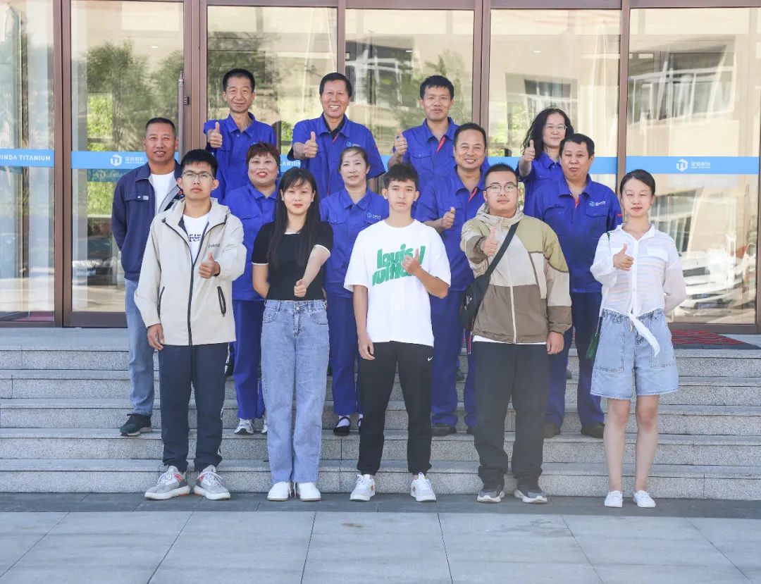 心怀桑梓，携梦起航——金钛股份举行子女助学金发放仪式(图3)
