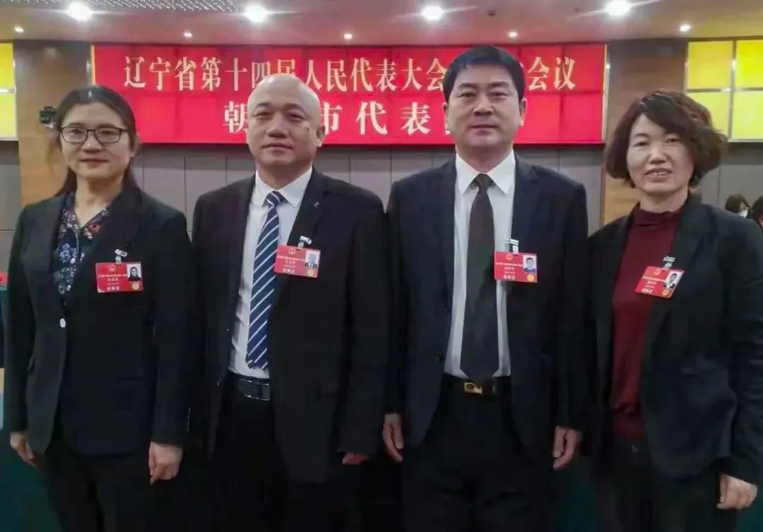 金钛微光 丨 一线走出来的省人大代表胡景辉(图1)