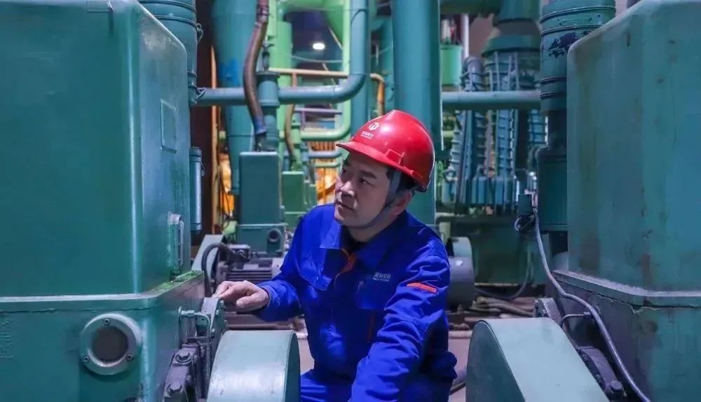 金钛微光 丨 一线走出来的省人大代表胡景辉(图4)