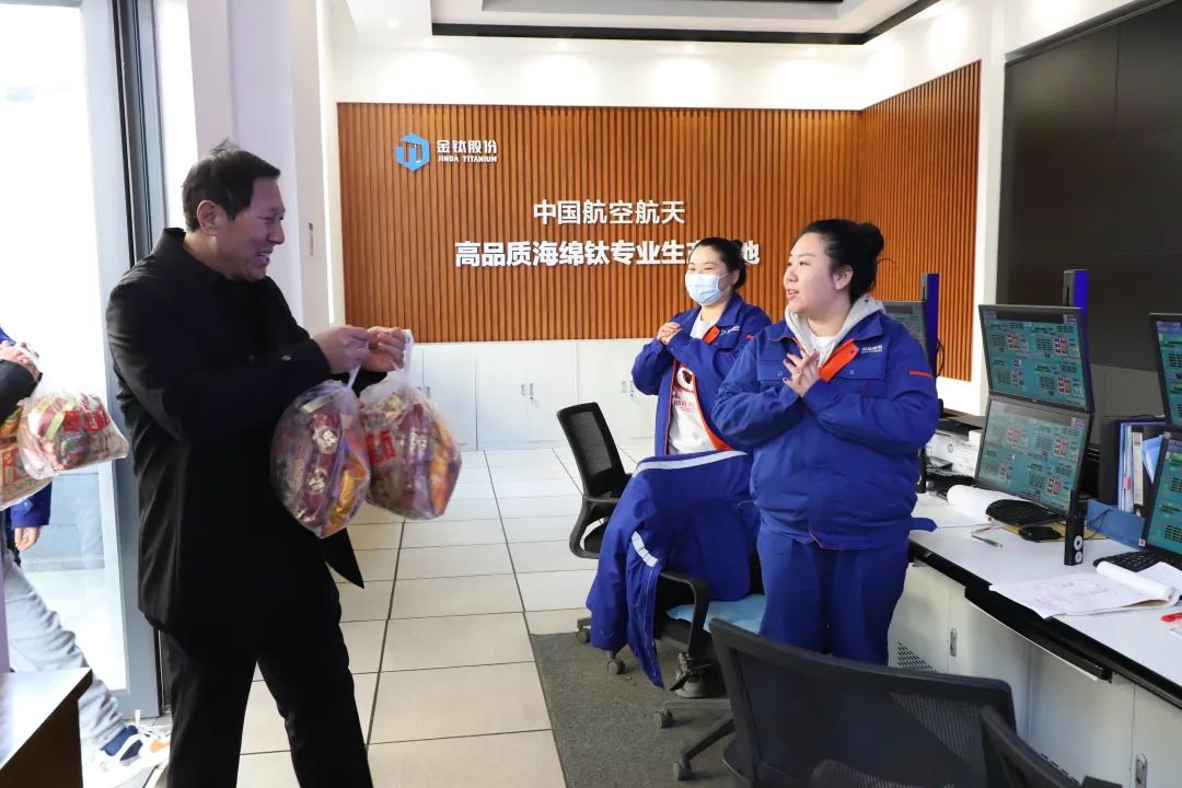 新春走一线，慰问暖人心！(图1)